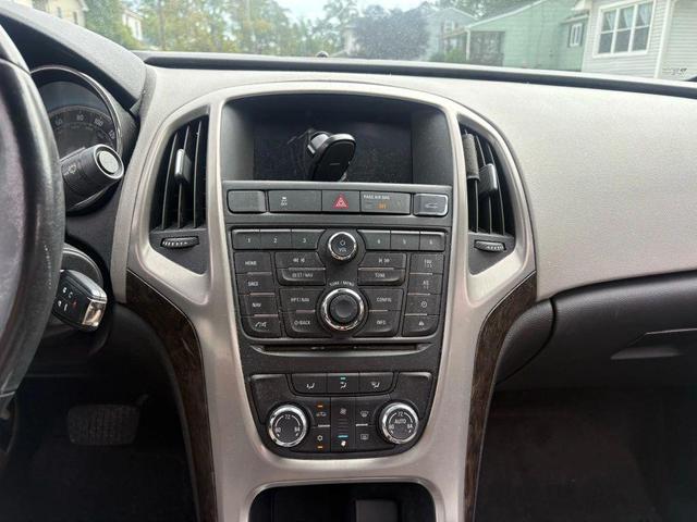 Photo of 2012  Buick Verano