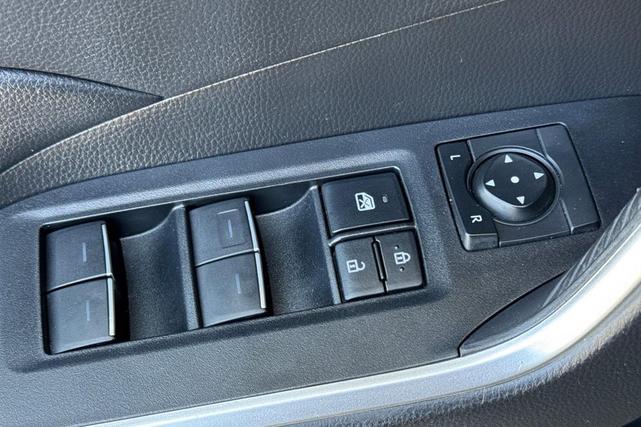 Photo of 2022 Midnight Black Metallic Toyota RAV4