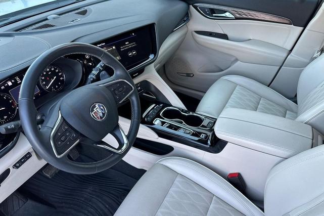 Photo of 2022 Olympic White Buick Envision