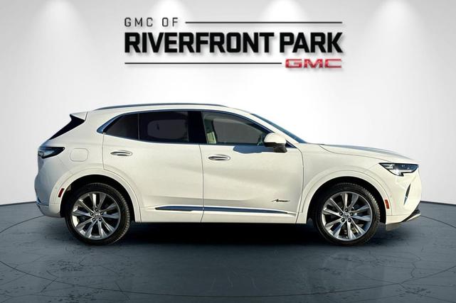 Photo of 2022 Olympic White Buick Envision