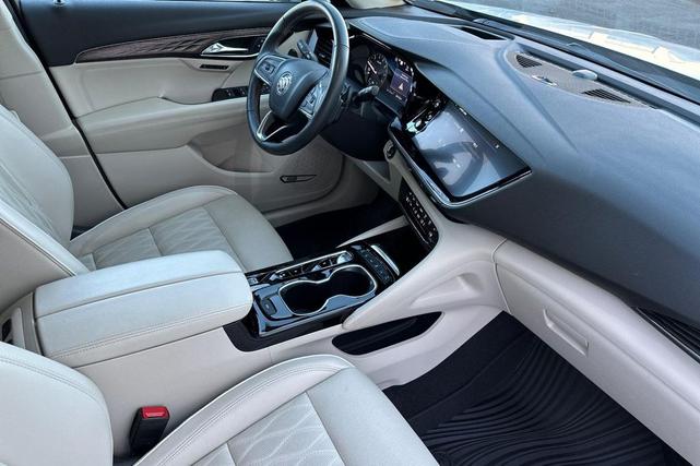 Photo of 2022 Olympic White Buick Envision