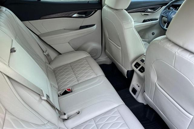Photo of 2022 Olympic White Buick Envision
