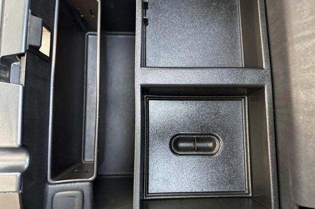 Photo of 2016 Onyx Black GMC Sierra 2500