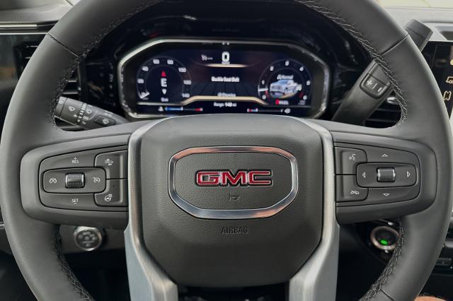 Photo of 2025 Summit White GMC Sierra 1500