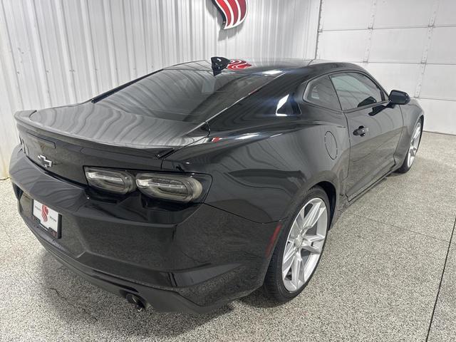 Photo of 2019 Black Chevrolet Camaro