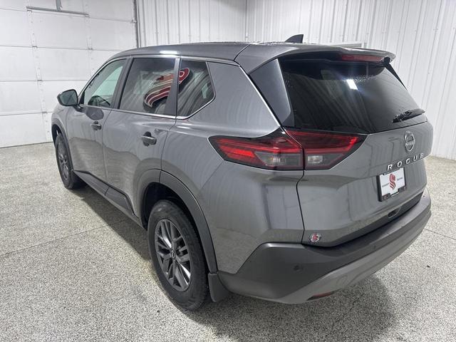 Photo of 2022 Gun Metallic Nissan Rogue