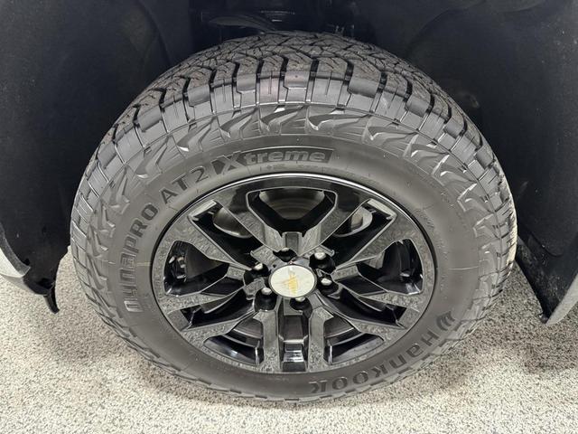 Photo of 2020 Iridescent Pearl Tricoat Chevrolet Silverado 1500