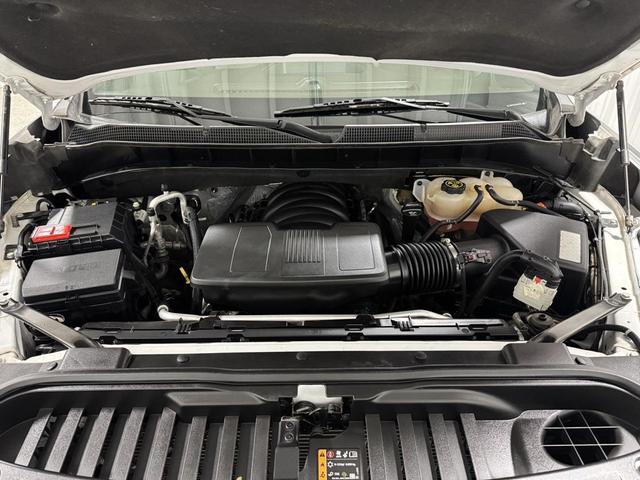 Photo of 2020 Iridescent Pearl Tricoat Chevrolet Silverado 1500