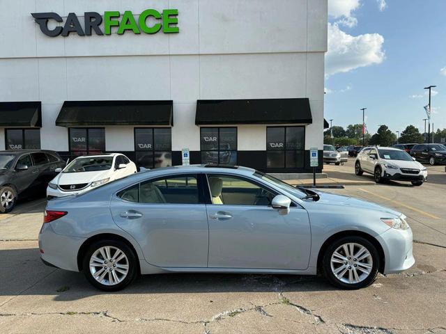 Photo of 2013 Blue Lexus ES 350