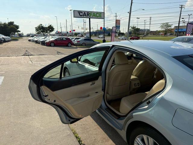 Photo of 2013 Blue Lexus ES 350