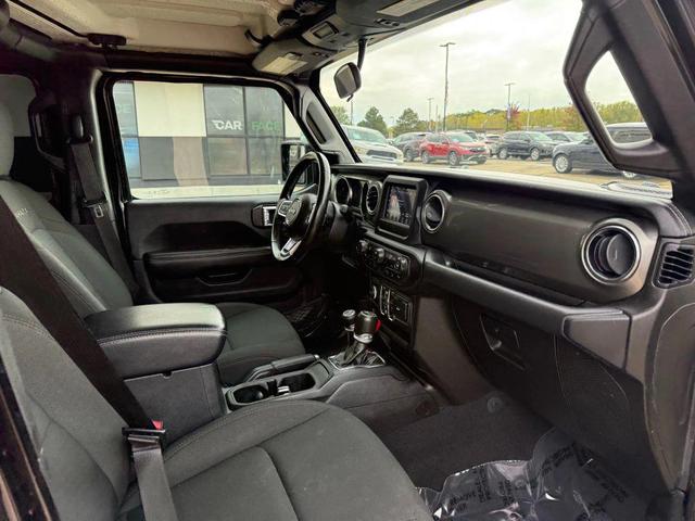 Photo of 2019 Black Clearcoat Jeep Wrangler Unlimited