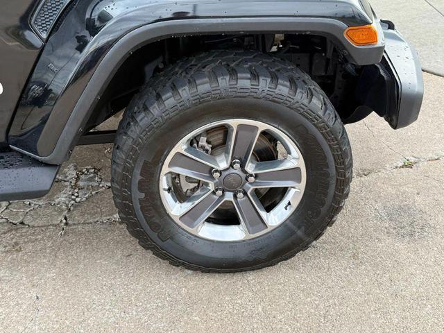 Photo of 2019 Black Clearcoat Jeep Wrangler Unlimited