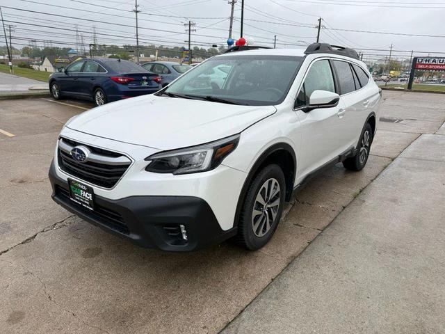 Photo of 2022 Crystal White Pearl Subaru Outback