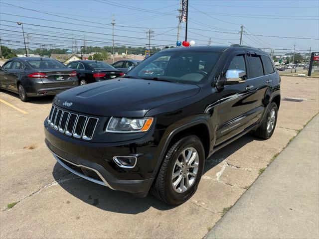 Photo of 2015 Brilliant Black Crystal Pearlcoat Jeep Grand Cherokee