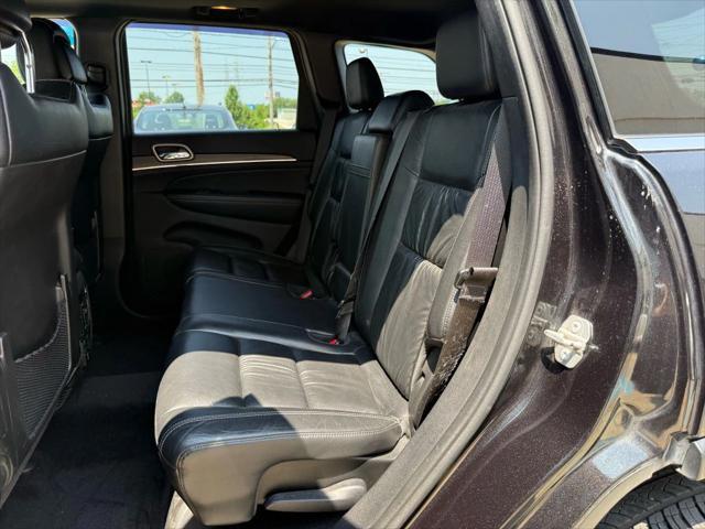 Photo of 2015 Brilliant Black Crystal Pearlcoat Jeep Grand Cherokee