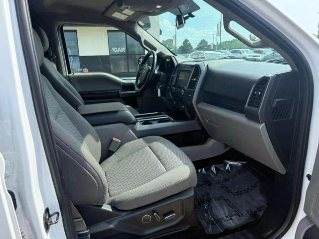 Photo of 2017 Oxford White Ford F-150