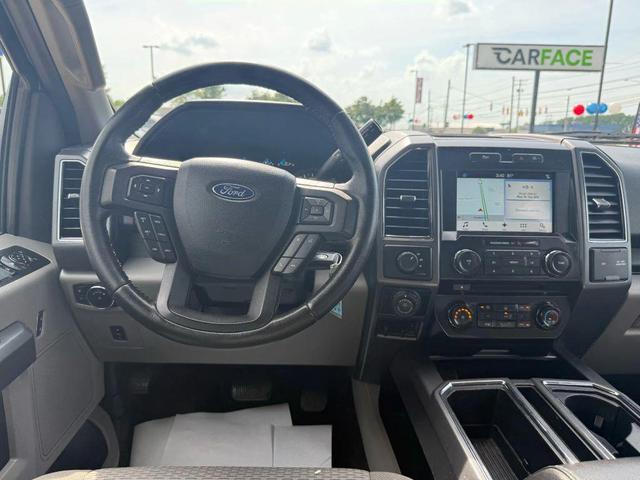 Photo of 2017 Oxford White Ford F-150