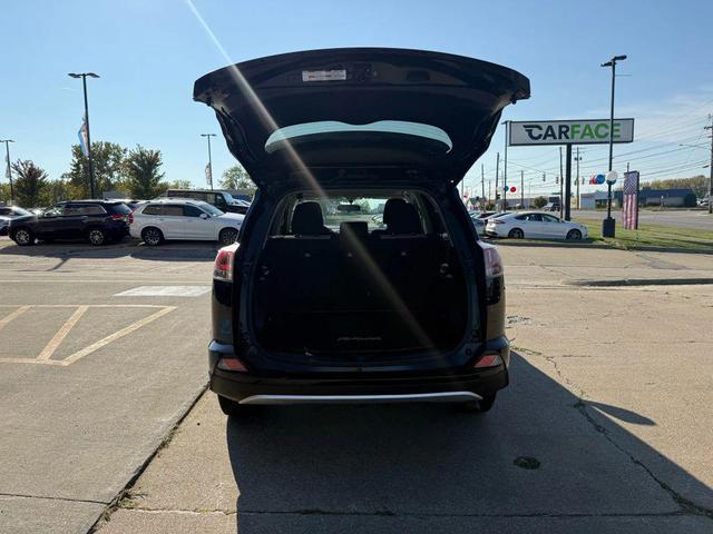 Photo of 2016 Black Toyota RAV4