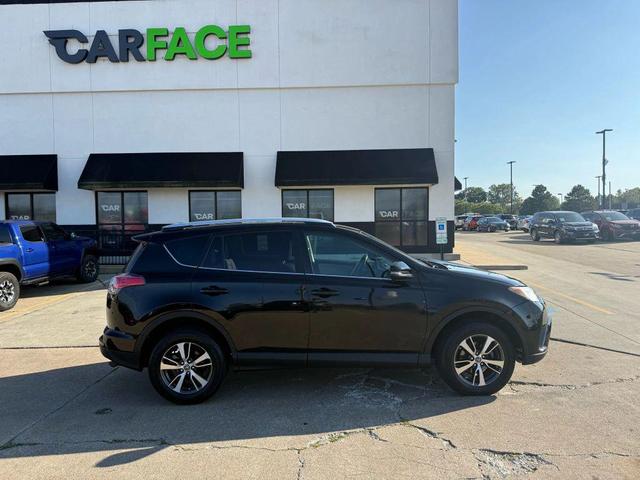 Photo of 2016 Black Toyota RAV4