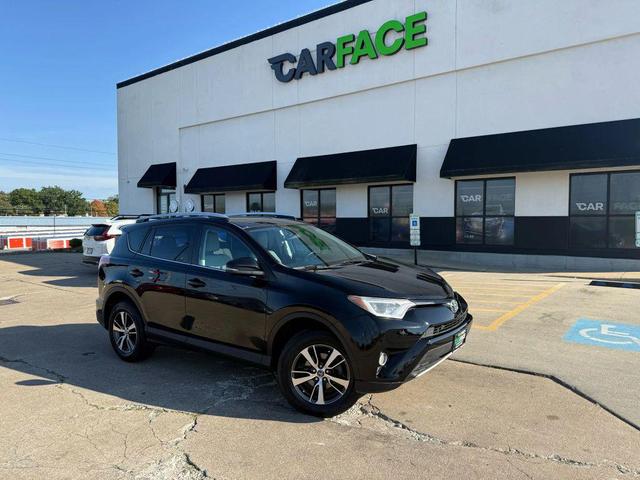 Photo of 2016 Black Toyota RAV4