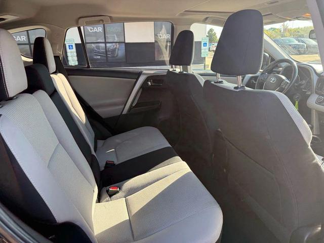 Photo of 2016 Black Toyota RAV4