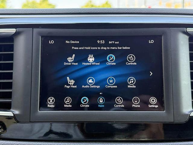 Photo of 2020 Velvet Red Pearlcoat Chrysler Pacifica