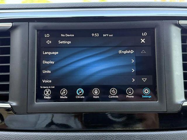 Photo of 2020 Velvet Red Pearlcoat Chrysler Pacifica