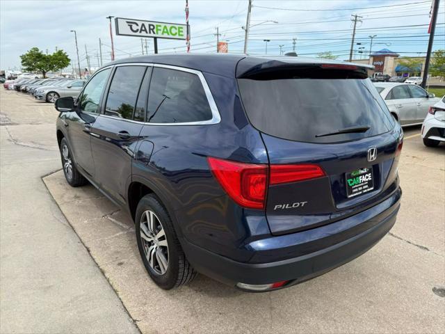 Photo of 2016 Blue Honda Pilot