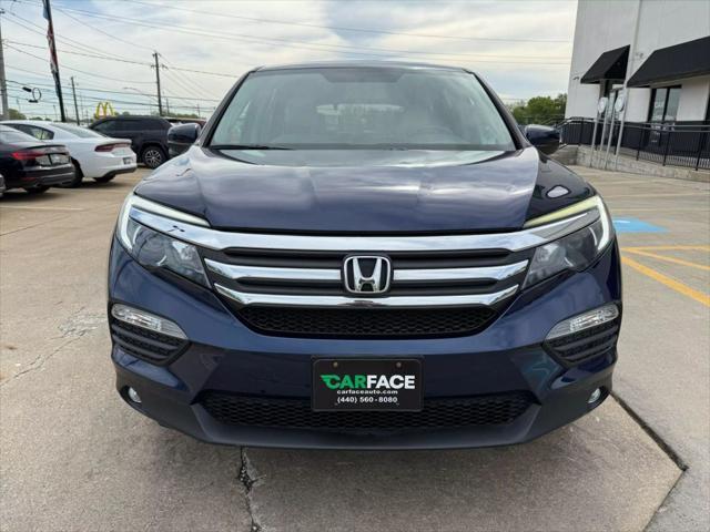 Photo of 2016 Blue Honda Pilot