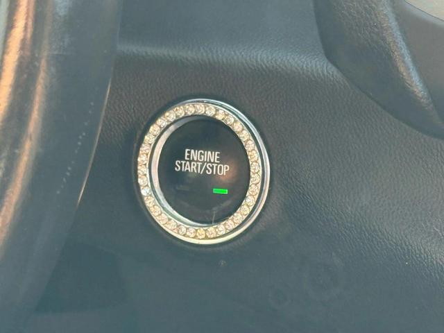 Photo of 2020 White GMC Terrain