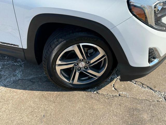 Photo of 2020 White GMC Terrain