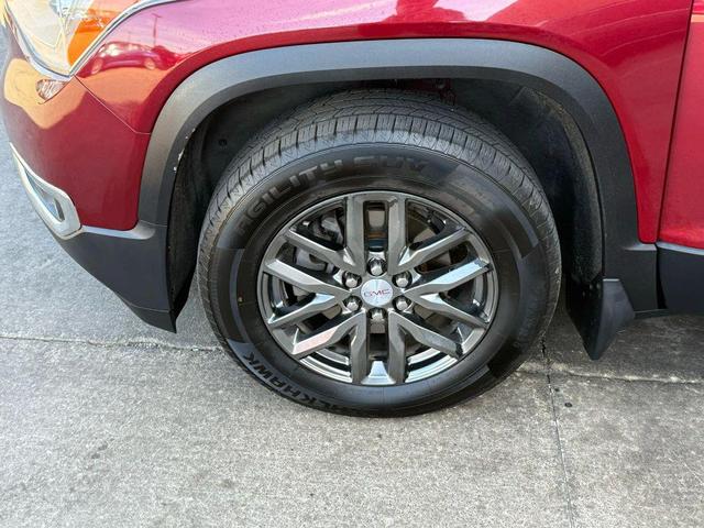 Photo of 2018 Red GMC Acadia