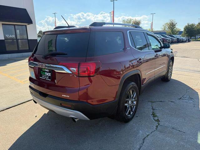 Photo of 2018 Red GMC Acadia