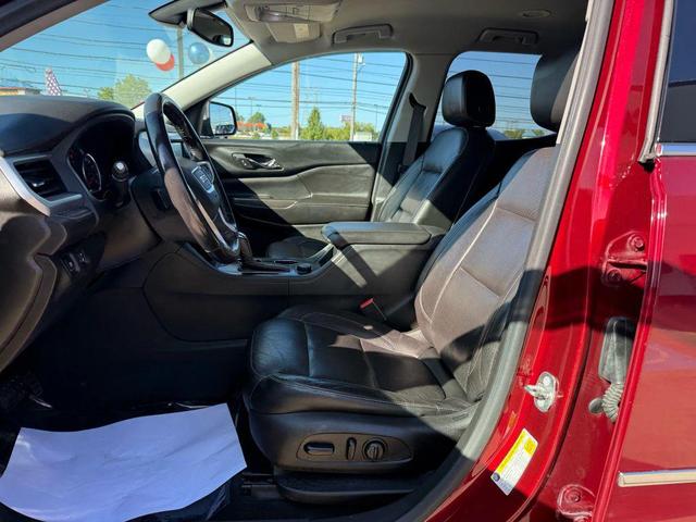 Photo of 2018 Red GMC Acadia