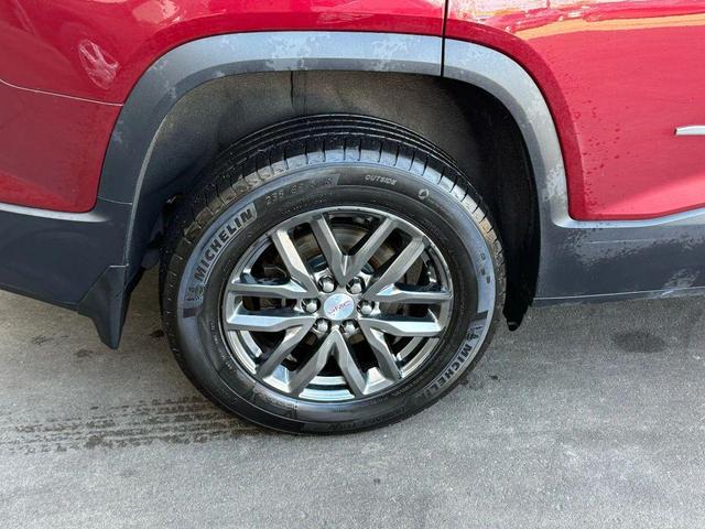 Photo of 2018 Red GMC Acadia