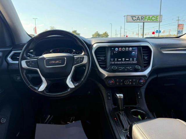 Photo of 2018 Red GMC Acadia