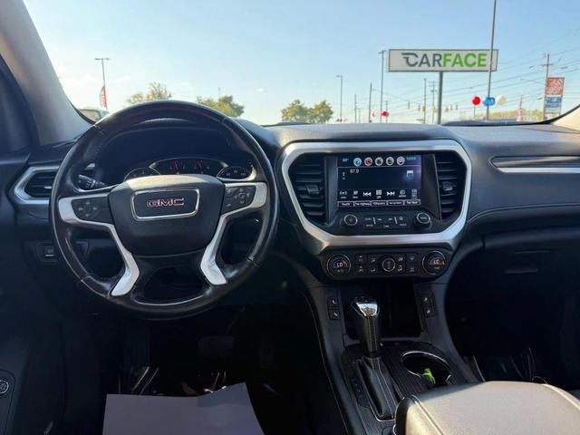 Photo of 2018 Red GMC Acadia
