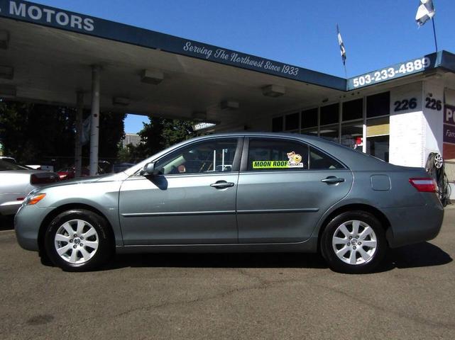 Photo of 2007 Aloe Green Metallic Toyota Camry