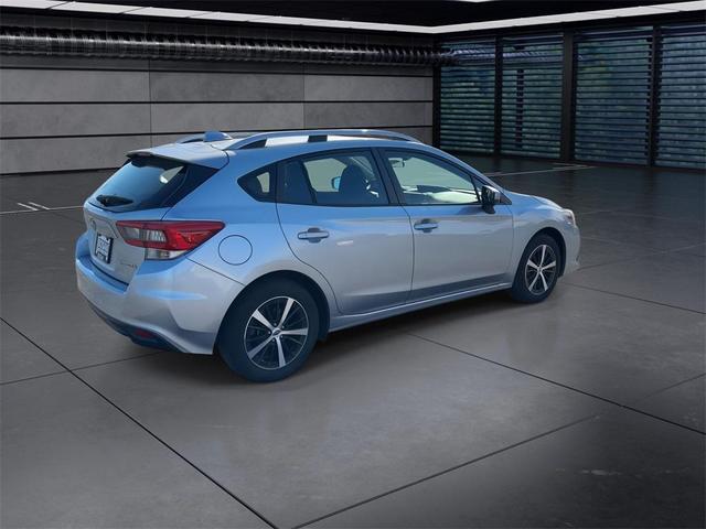 Photo of 2022 Ice Silver Metallic Subaru Impreza