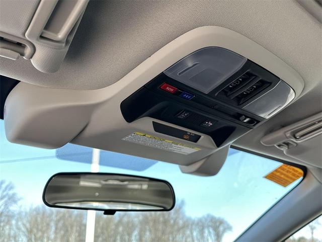 Photo of 2022 Ice Silver Metallic Subaru Impreza
