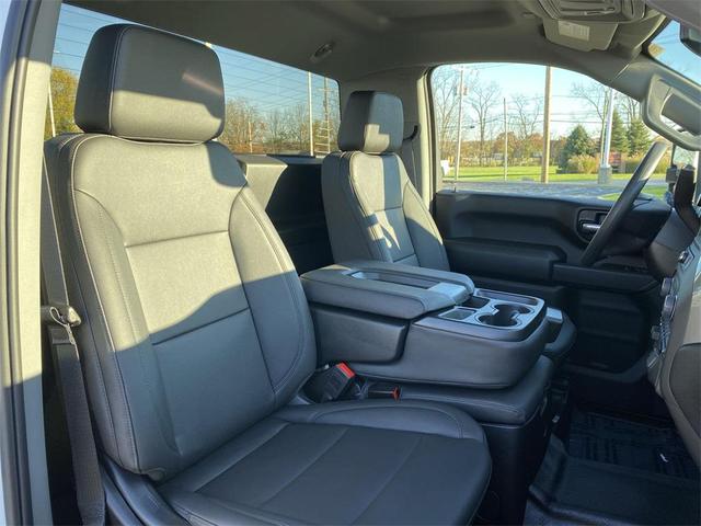 Photo of 2025 Summit White Chevrolet Silverado 2500