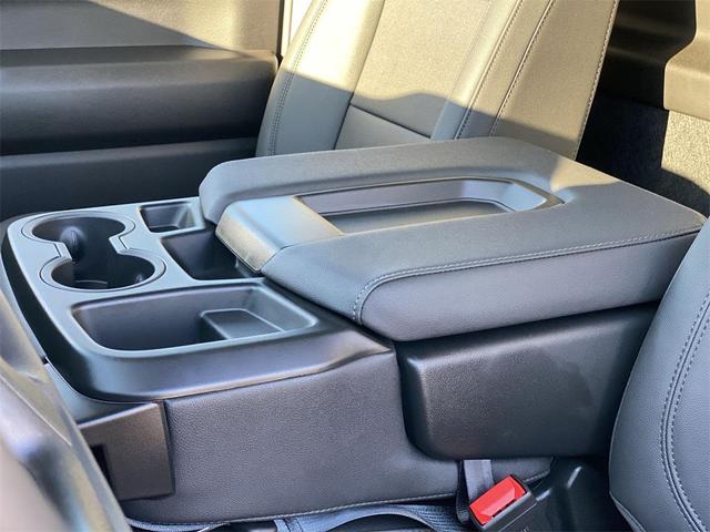 Photo of 2025 Summit White Chevrolet Silverado 2500