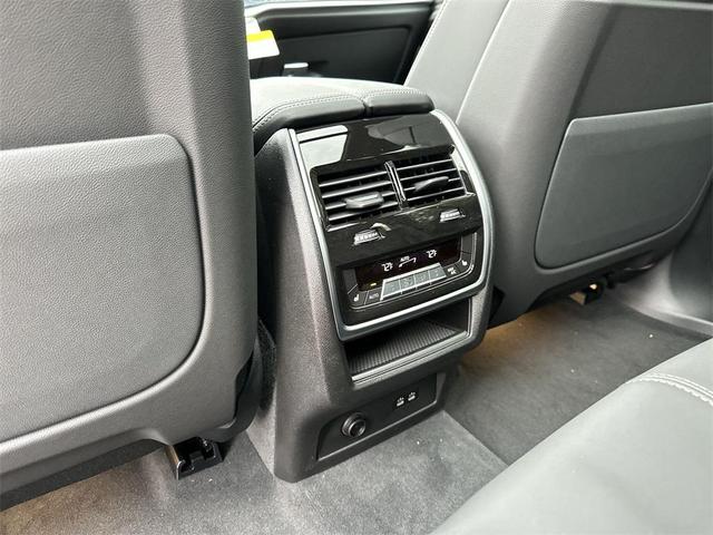 Photo of 2025 Brooklyn Gray Metallic BMW X5