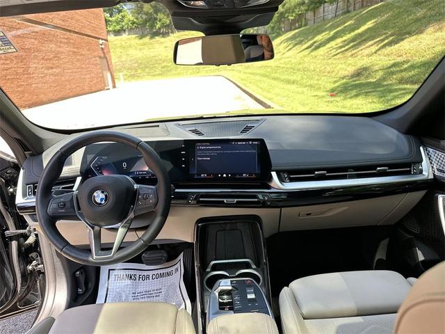 Photo of 2025 Black Sapphire Metallic BMW X1