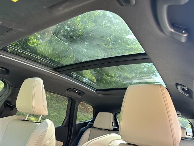 Photo of 2025 Black Sapphire Metallic BMW X1