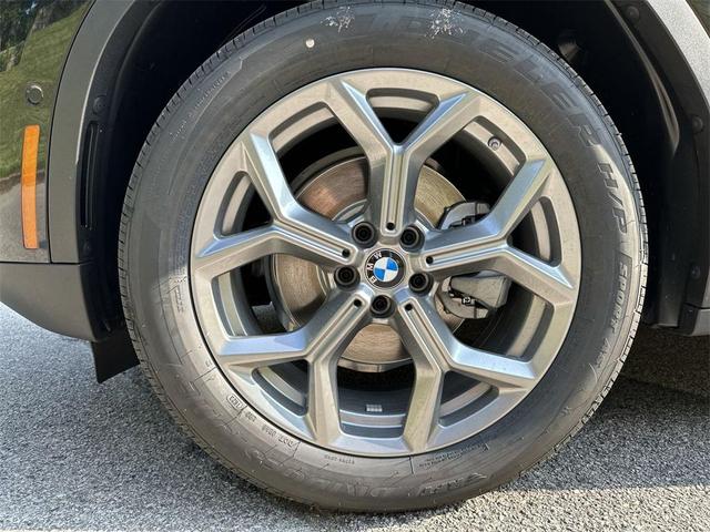 Photo of 2023 Black Sapphire Metallic BMW X3