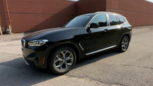 Photo of 2023 Black Sapphire Metallic BMW X3