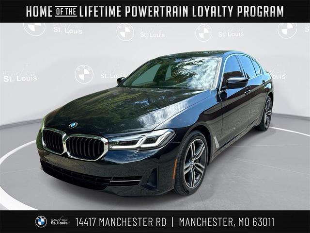 Photo of 2021 Black Sapphire Metallic BMW 540