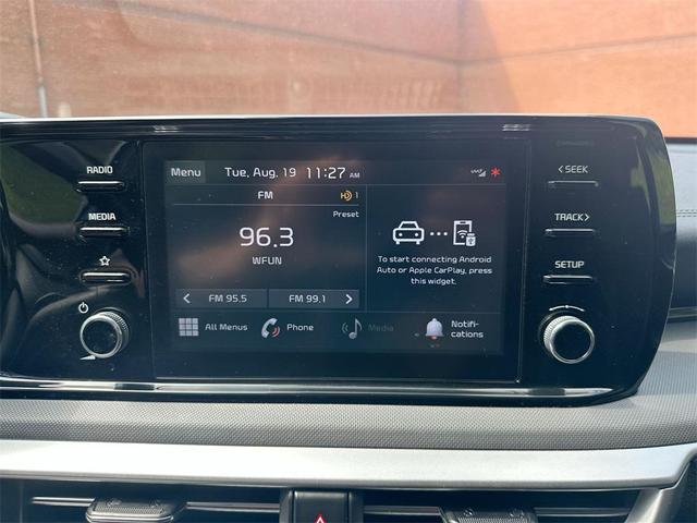 Photo of 2021 Sapphire Blue Kia K5