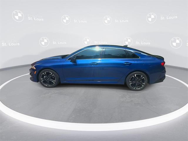 Photo of 2021 Sapphire Blue Kia K5